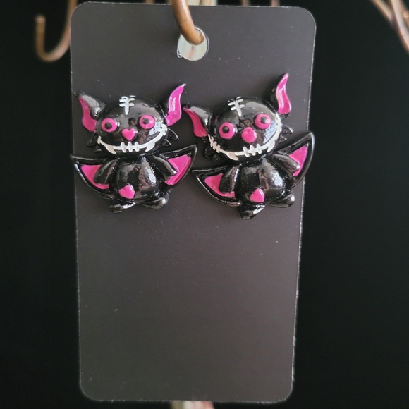 2/$20 Halloween Resin Bat Earrings - Picture 1 of 4